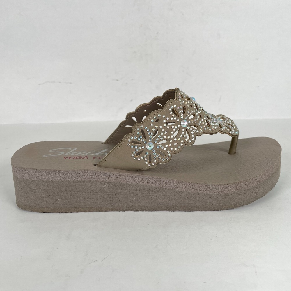 Skechers Vinyasa Pretty Thang Sandals Womens Size 7 Taupe Rhinestone Wedge Shoes